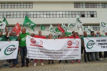 Protesta de los trabajadores del Ayuntamiento de Telde/TA.